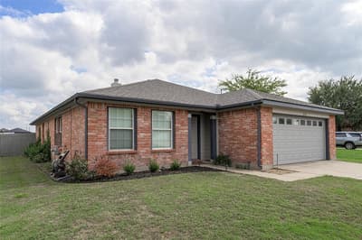 2121 Sherbrooke Court, Sherman TX 75092 - Photo 5
