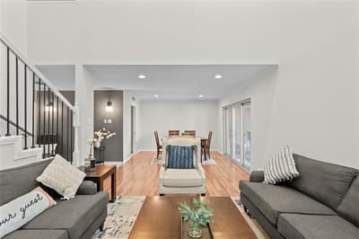 550 E Avenue J # B, Grand Prairie TX 75050 - Photo 2
