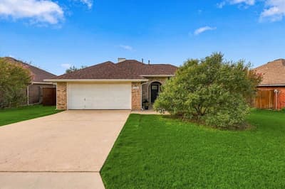 5216 Gaelic Court, Denton TX 76208 - Photo 2