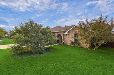 5216 Gaelic Court, Denton TX 76208 - Photo 4