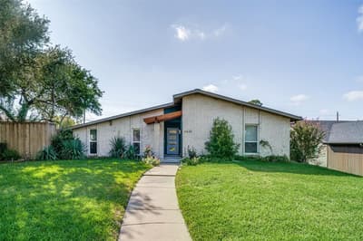 6630 Town Bluff Drive, Dallas TX 75248 - Photo 2