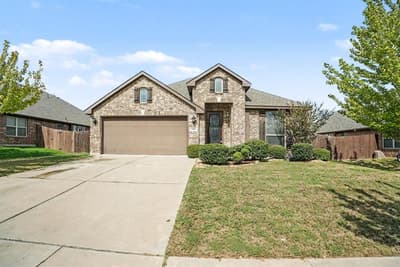 1004 Star Grass Drive, Mansfield TX 76063