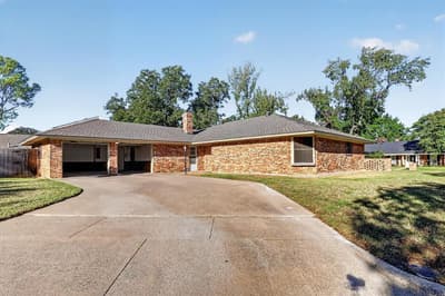 1818 Lakemont Court, Arlington TX 76013 - Photo 4