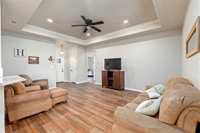 5407 Arrowhead Drive, Granbury TX 76048 - Photo 3