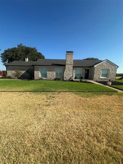 2409 Highway 81 N, Bowie TX 76230