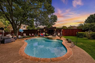 1906 Chapel Cove, Rowlett TX 75088