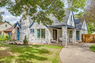 2711 Scott Avenue, Fort Worth TX 76103 - Photo 2
