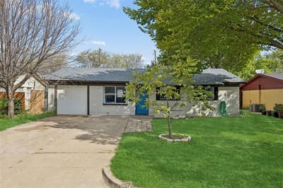 812 W Barron Avenue, Everman TX 76140
