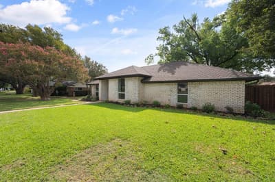 309 Quail Crest Drive, Bedford TX 76021 - Photo 2