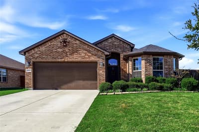 1833 Creekwood Drive, Cleburne TX 76033