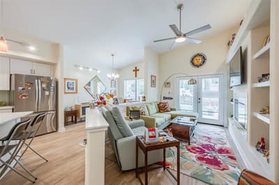 1031 Grandview Avenue, Dallas TX 75223 - Photo 4