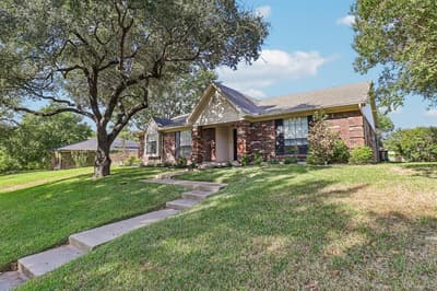 7305 Elizabeth Place, Plano TX 75025 - Photo 2