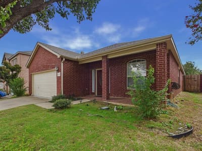 12652 Oakwood Circle, Fort Worth TX 76040 - Photo 5