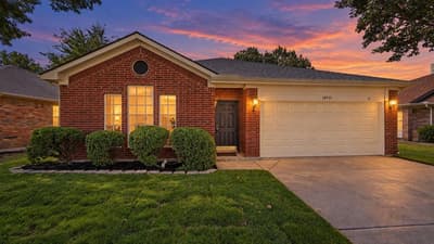 10517 Fossil Hill Drive, Fort Worth TX 76131 - Photo 3