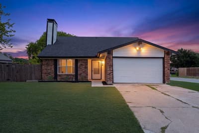 506 E Springdale Lane, Grand Prairie TX 75052