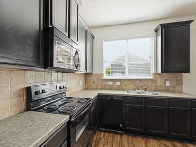 8908 Cranston Court, Providence Village TX 76227 - Photo 4