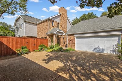 7449 Courtside Drive, Garland TX 75044 - Photo 3
