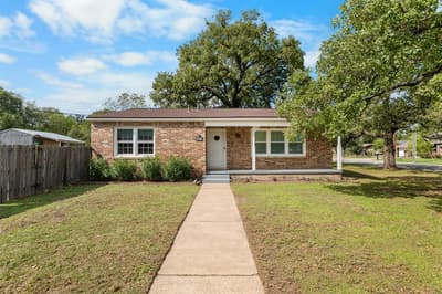 920 Avenue C, Lacy Lakeview TX 76705