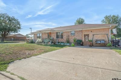 134 Laura Street, Mineola TX 75773 - Photo 2