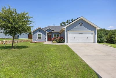 2206 Navasota Street, Granbury TX 76048