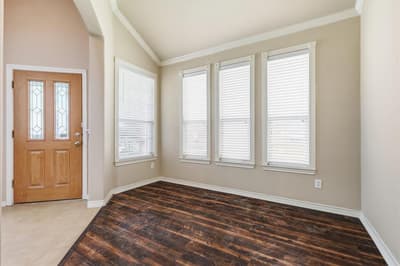 629 Lake City Drive, Lewisville TX 75056 - Photo 5