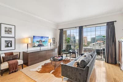 3225 Turtle Creek Boulevard # 914, Dallas TX 75219 - Photo 2