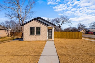 2621 College Street, Greenville TX 75401