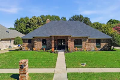 9904 Wandering Way Street, Benbrook TX 76126 - Photo 2