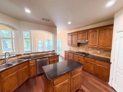 12272 Indian Creek Drive, Fort Worth TX 76179 - Photo 2