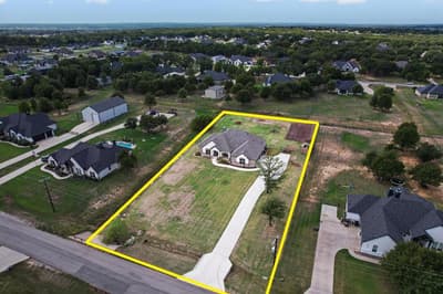 2025 Forest Bluff Trail, Azle TX 76020 - Photo 2
