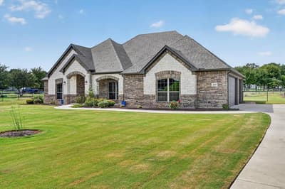 2025 Forest Bluff Trail, Azle TX 76020 - Photo 4