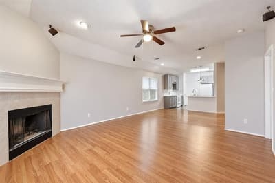 503 Horse Shoe Drive, Euless TX 76039 - Photo 4