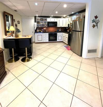 4924 Cobbs Drive # 1H, Waco TX 76710 - Photo 2