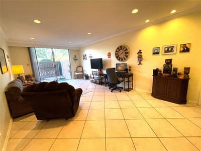 4924 Cobbs Drive # 1H, Waco TX 76710 - Photo 3