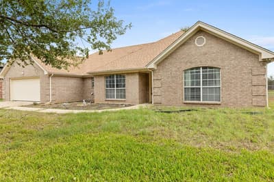 210 River Place W, Gatesville TX 76528 - Photo 4