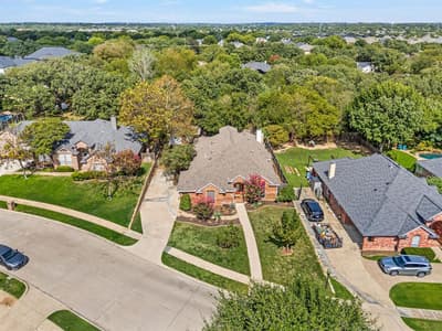 7613 Woodhaven Drive, North Richland Hills TX 76182 - Photo 5
