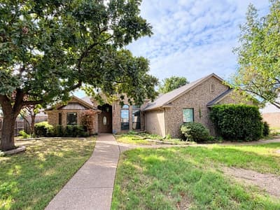 5704 Plantation Drive, Waco TX 76708