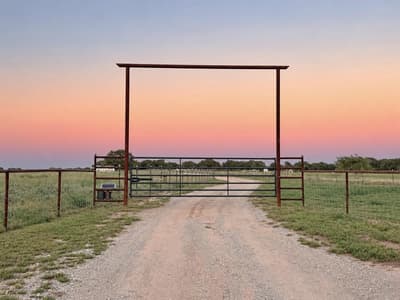 435 Lake Valley Road, Sunset TX 76270 - Photo 2