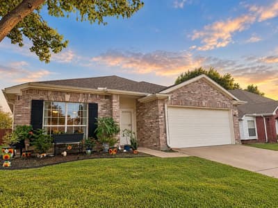 7616 Sunburst Trail, Denton TX 76210 - Photo 2