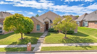 1736 Blue Stream Drive, DeSoto TX 75115