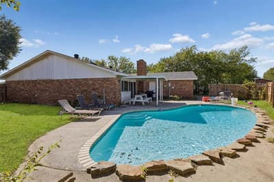 7319 Blackwillow Lane, Dallas TX 75249 - Photo 3