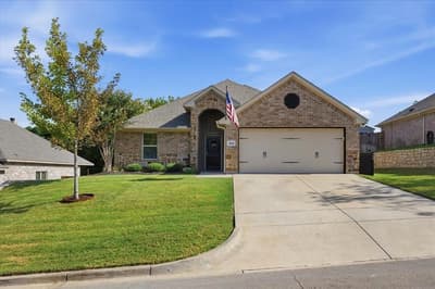 704 Westgate Drive, Aledo TX 76008