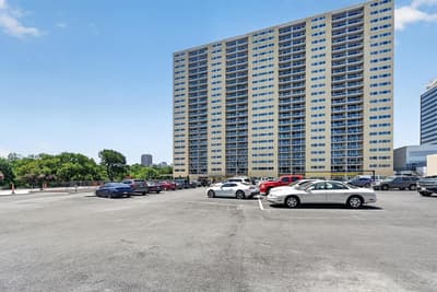3883 Turtle Creek Boulevard # 914, Dallas TX 75219 - Photo 2