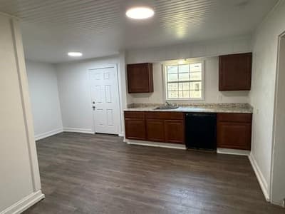 110 E Cate Street, Grand Saline TX 75140 - Photo 4