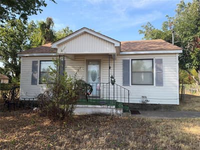 2013 S 22nd Street, Waco TX 76706