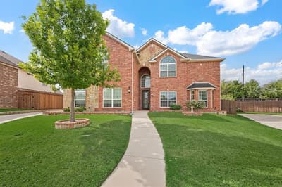209 Chateau Avenue, Kennedale TX 76060