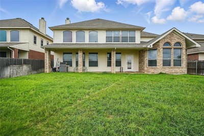 421 Roundrock Lane, Fort Worth TX 76140 - Photo 3