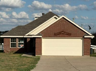 319 Hawk Ridge Road, Decatur TX 76234