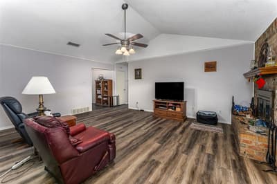 1620 Edge Hill Road, Benbrook TX 76126 - Photo 4