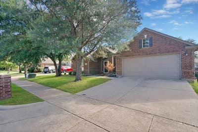 9809 Havenway Drive, Denton TX 76226 - Photo 3